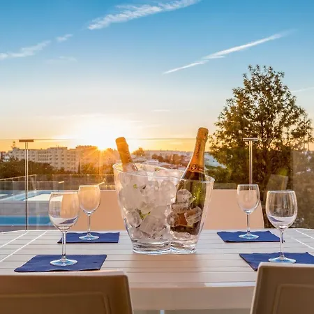 Apartment Correeira Luxury Residence T2 F - Albufeira, Pools, Wifi, Bbq, Beach Albufeira